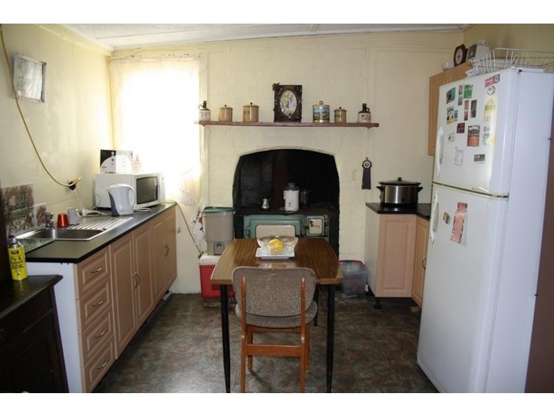 322 Wallabadah Road, Wallabadah NSW 2343