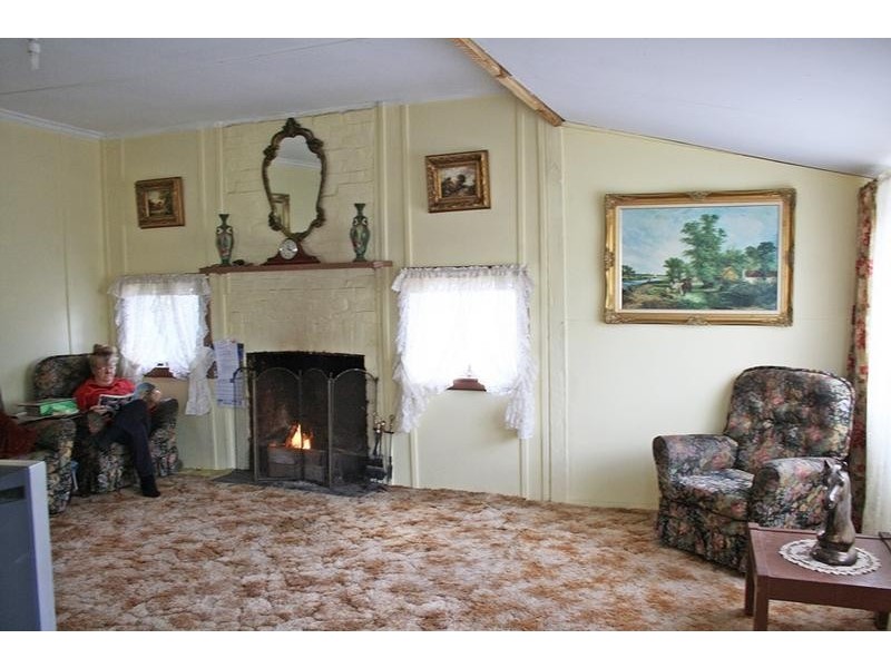 322 Wallabadah Road, Wallabadah NSW 2343