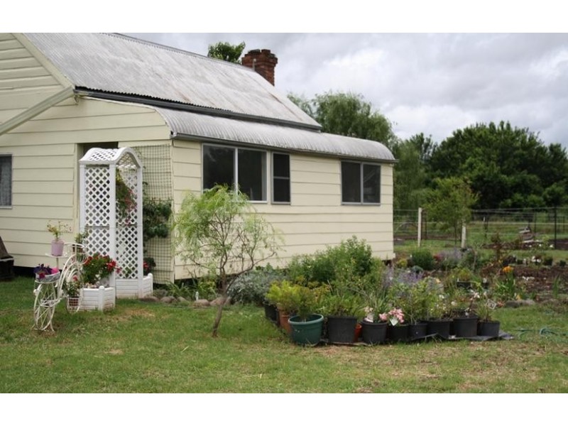 322 Wallabadah Road, Wallabadah NSW 2343