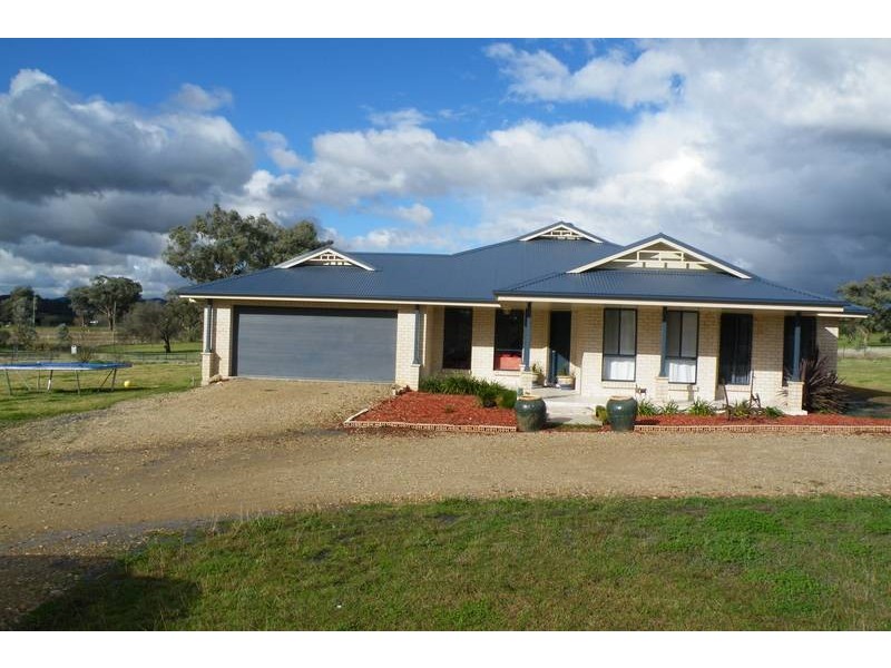 5 Paula’s Place, Quirindi NSW 2343
