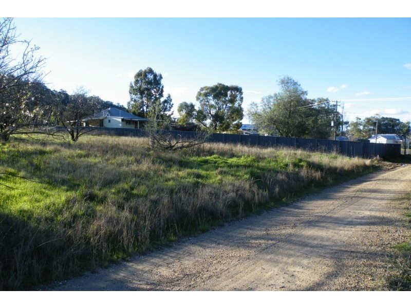 8 Breeza Street, Quirindi NSW 2343