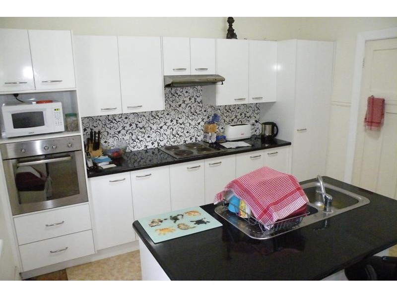 70 Church Avenue, Quirindi NSW 2343