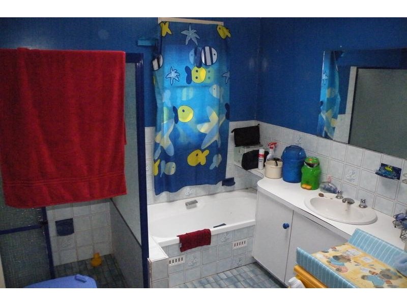 70 Church Avenue, Quirindi NSW 2343