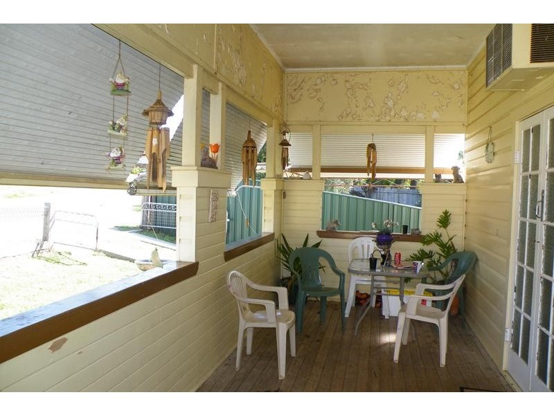 15 North Avenue, Quirindi NSW 2343