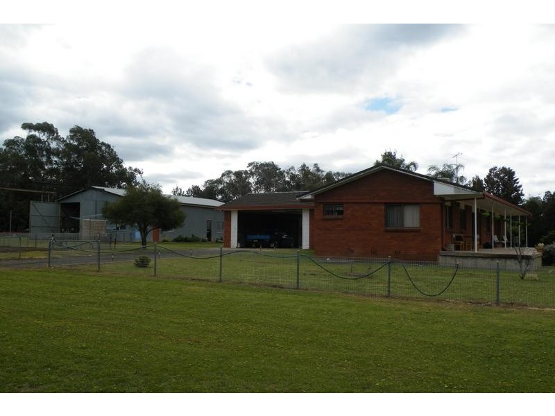 20 Main Street, Caroona NSW 2343