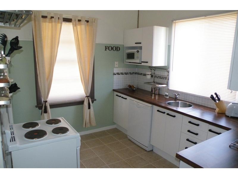 19 Russell Street, Werris Creek NSW 2341