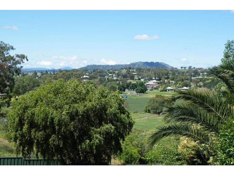 126 Henry Street, Quirindi NSW 2343