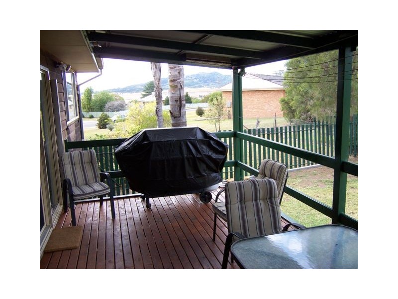 1 Hague Avenue, Quirindi NSW 2343