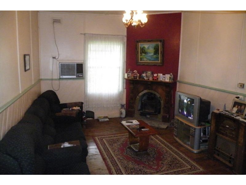 138 Henry Street, Werris Creek NSW 2341