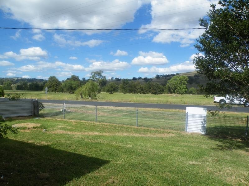 10 Merriwa Road, Willow Tree NSW 2339