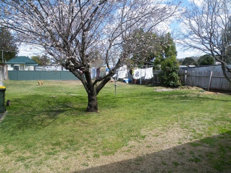 42 Pryor Street, Quirindi NSW 2343