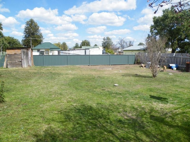 42 Pryor Street, Quirindi NSW 2343