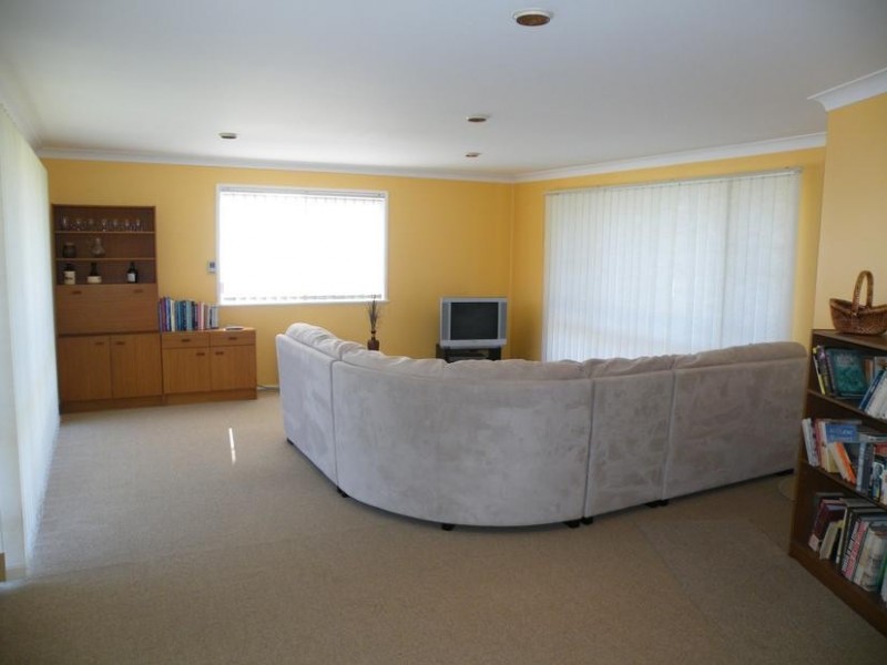 45 Nowland Ave, Quirindi NSW 2343