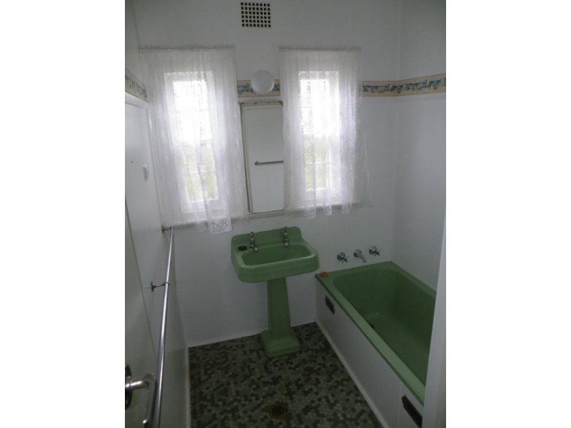 22 Stuart Street, Quirindi NSW 2343