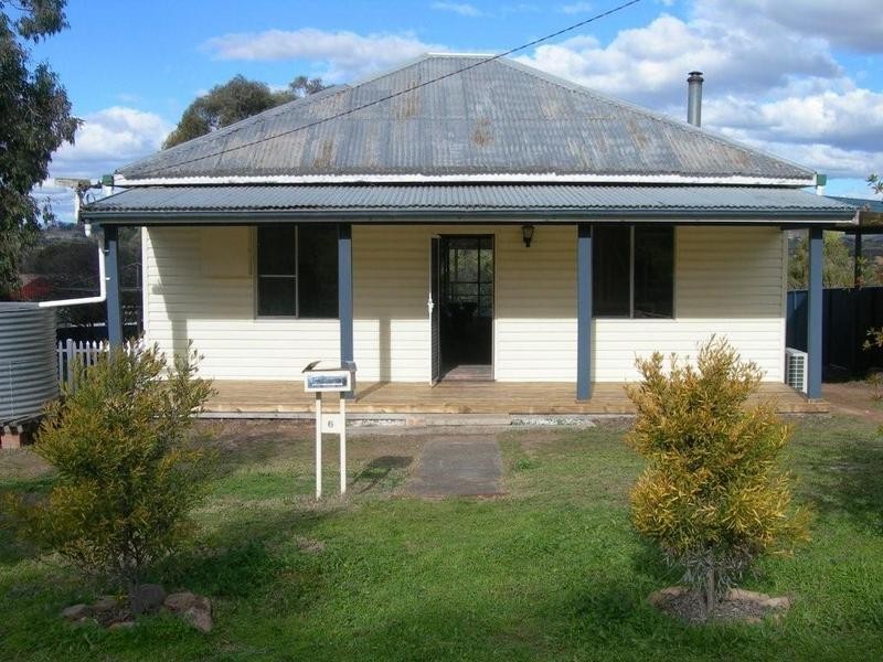 6 Breeza Street, Quirindi NSW 2343