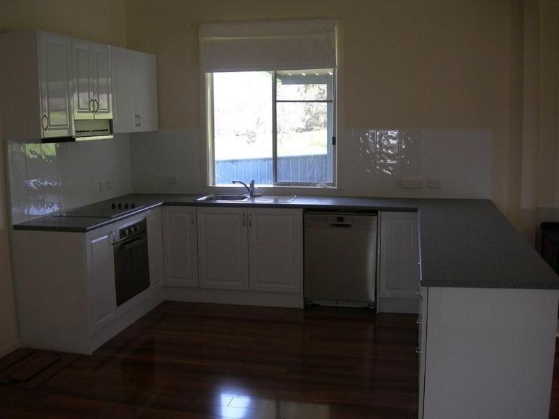 6 Breeza Street, Quirindi NSW 2343