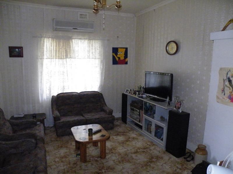 2 Russell Street, Werris Creek NSW 2341