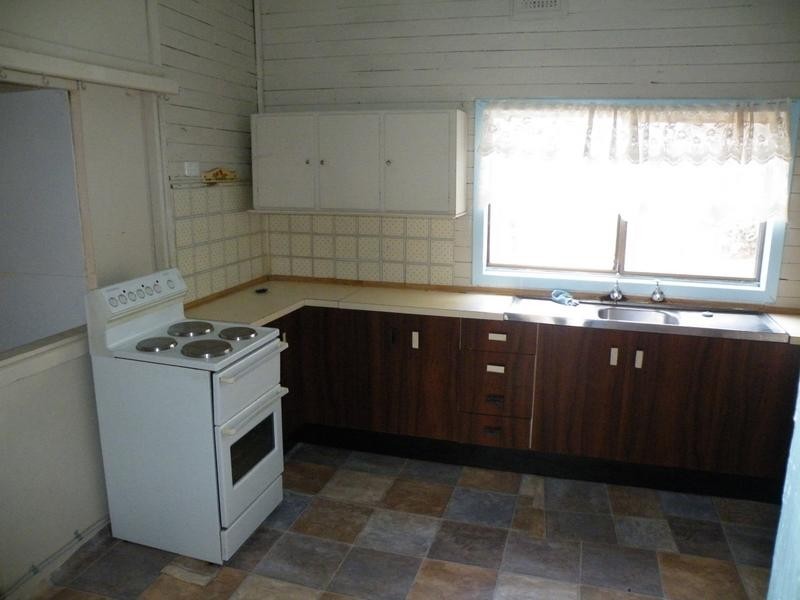 21 Elizabeth Street, Wallabadah NSW 2343