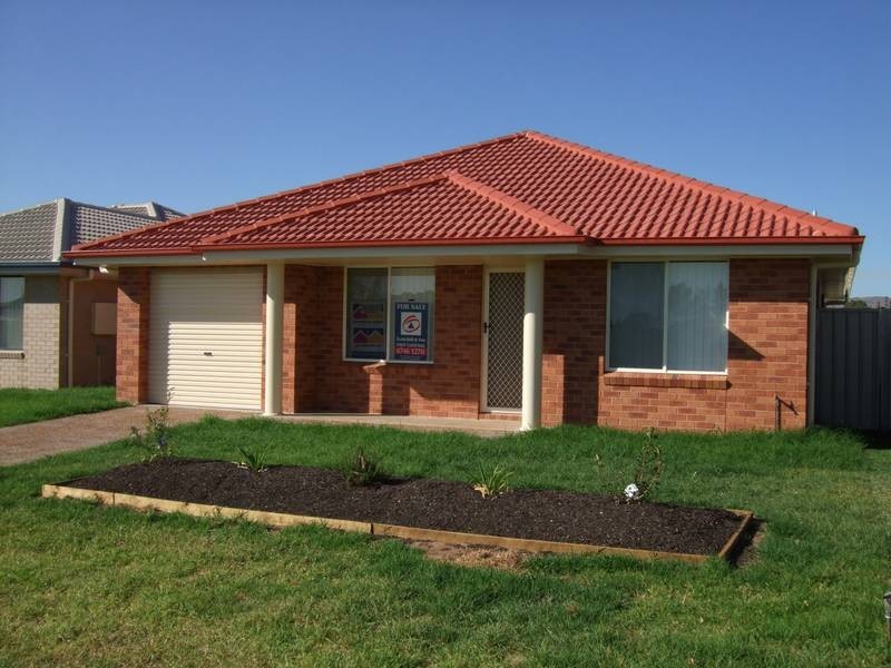 5 Green Crescent, Quirindi NSW 2343