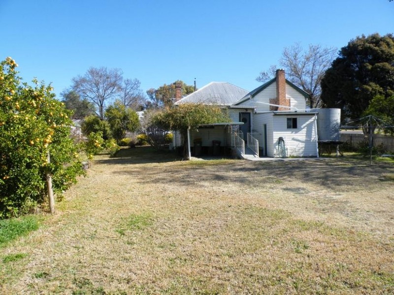 145 Hawker Street, Quirindi NSW 2343