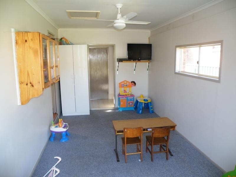 10 Simpson Street, Quirindi NSW 2343