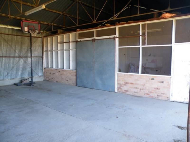 9 Breeza Street, Quirindi NSW 2343