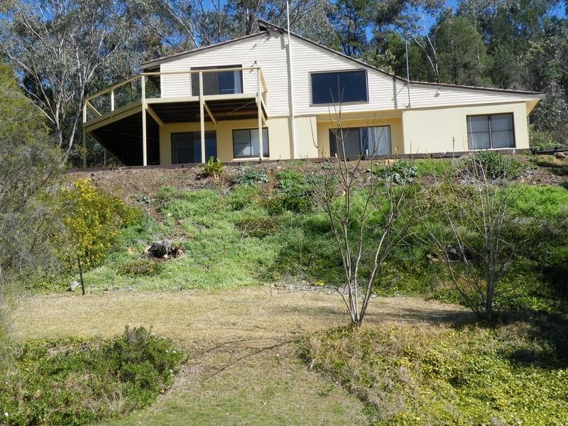 26 Uren Street, Quirindi NSW 2343