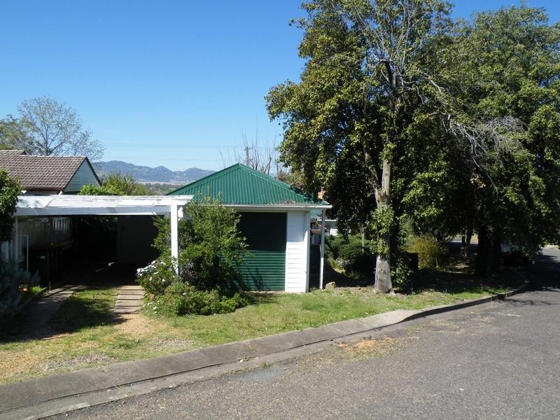 5 Snape Street, Quirindi NSW 2343