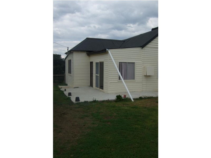 60 Russell Street, Quirindi NSW 2343