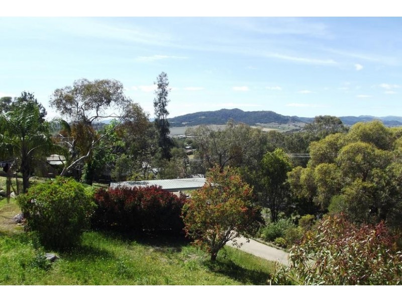 14 Ray Carter Drive, Quirindi NSW 2343