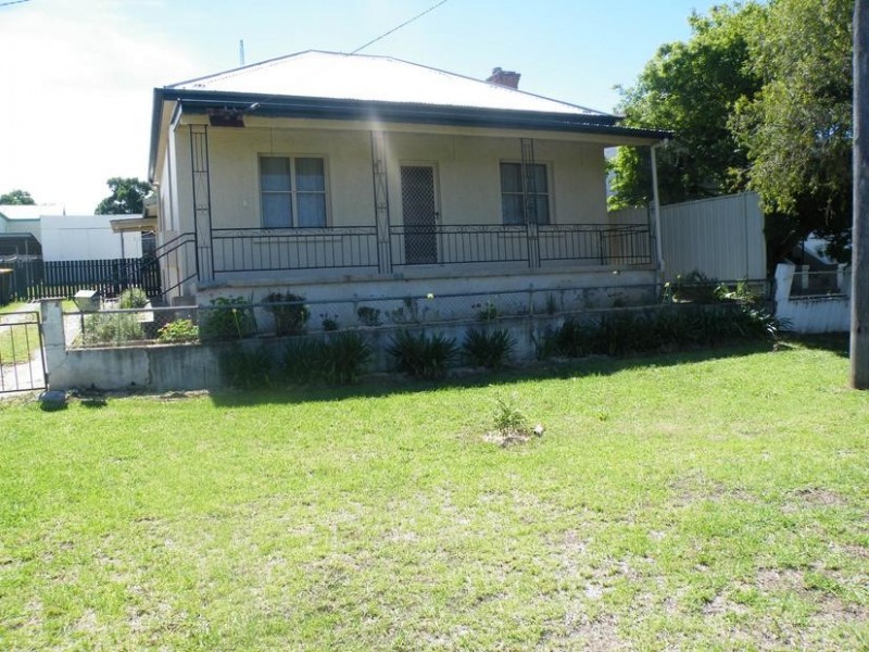 80 Hill Street, Quirindi NSW 2343