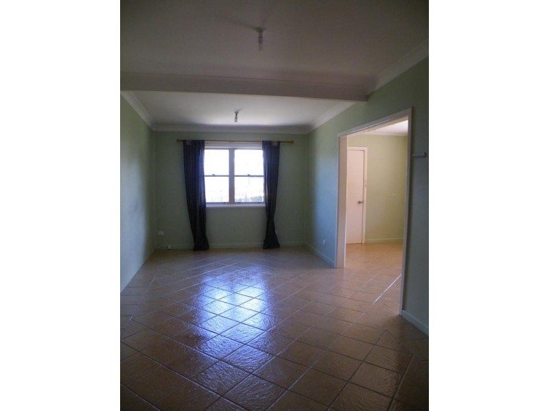 80 Hill Street, Quirindi NSW 2343