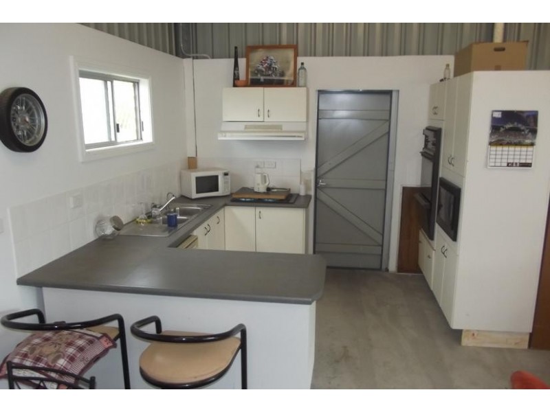 61 Ray Carter Drive, Quirindi NSW 2343