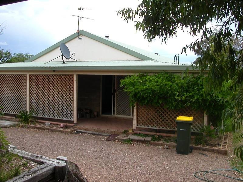 37 Coach Street, Wallabadah NSW 2343