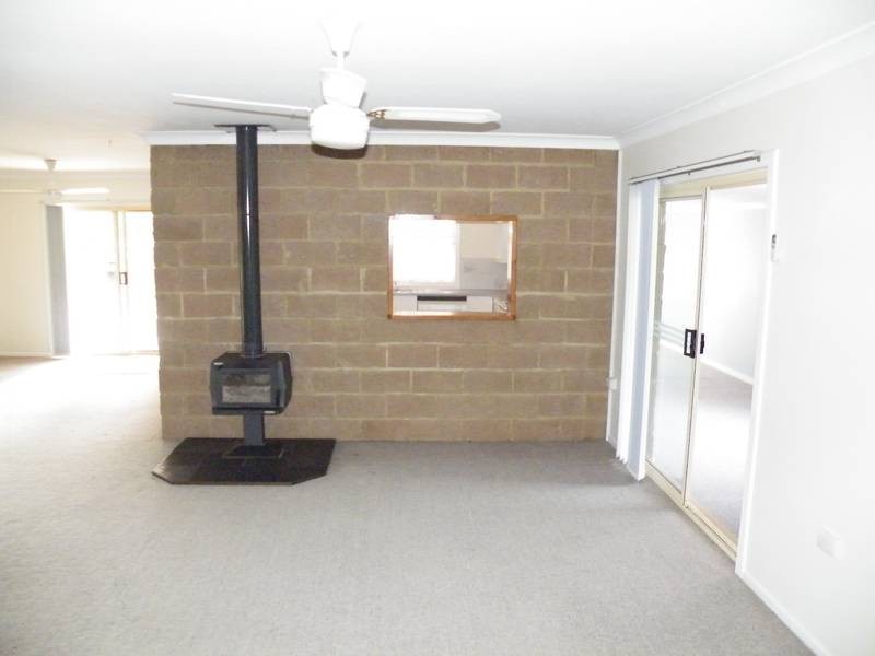 37 Coach Street, Wallabadah NSW 2343