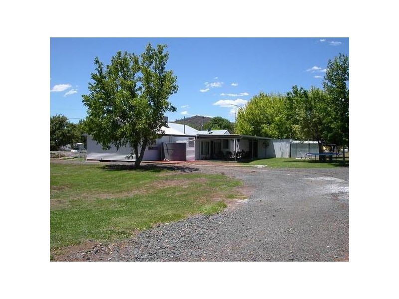 34 Maria Street, Wallabadah NSW 2343