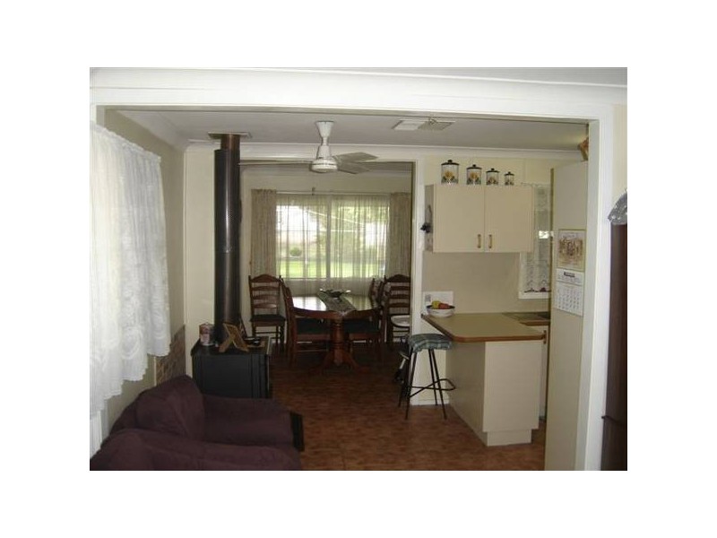 34 Maria Street, Wallabadah NSW 2343