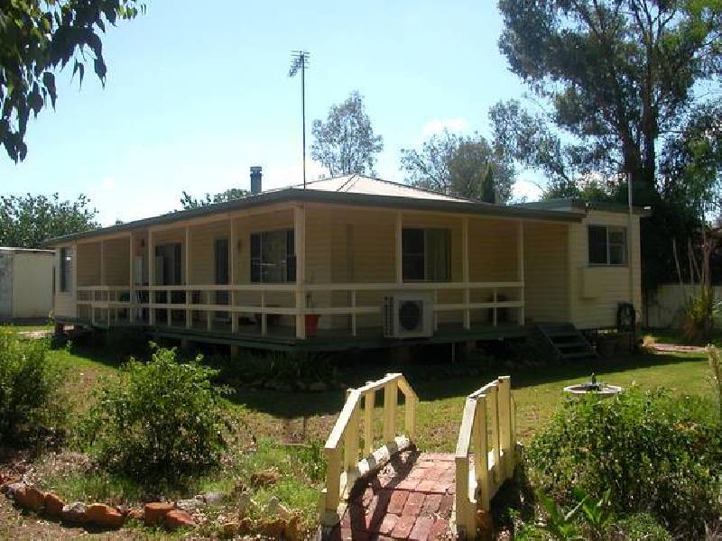 4 Pittsford Street, Quirindi NSW 2343