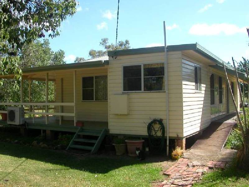 4 Pittsford Street, Quirindi NSW 2343