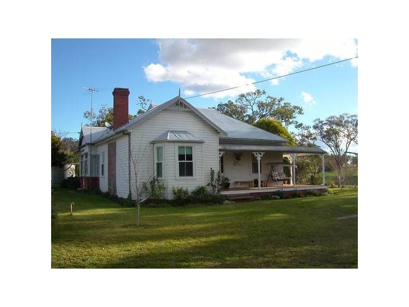 62 Warrah Creek Road, Willow Tree NSW 2339