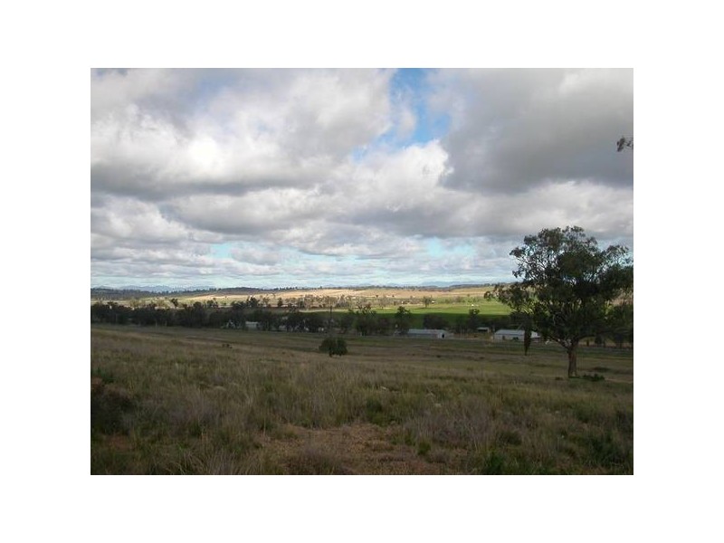 2 Kamilaroi Hwy, Quirindi NSW 2343