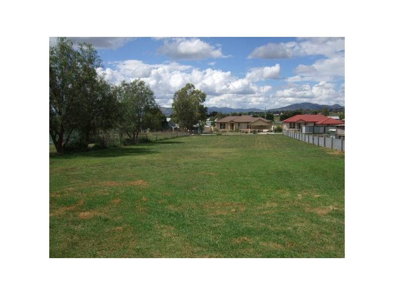 160 Loder Street, Quirindi NSW 2343