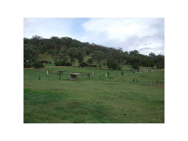 349 Angwins Lane, Currabubula NSW 2342