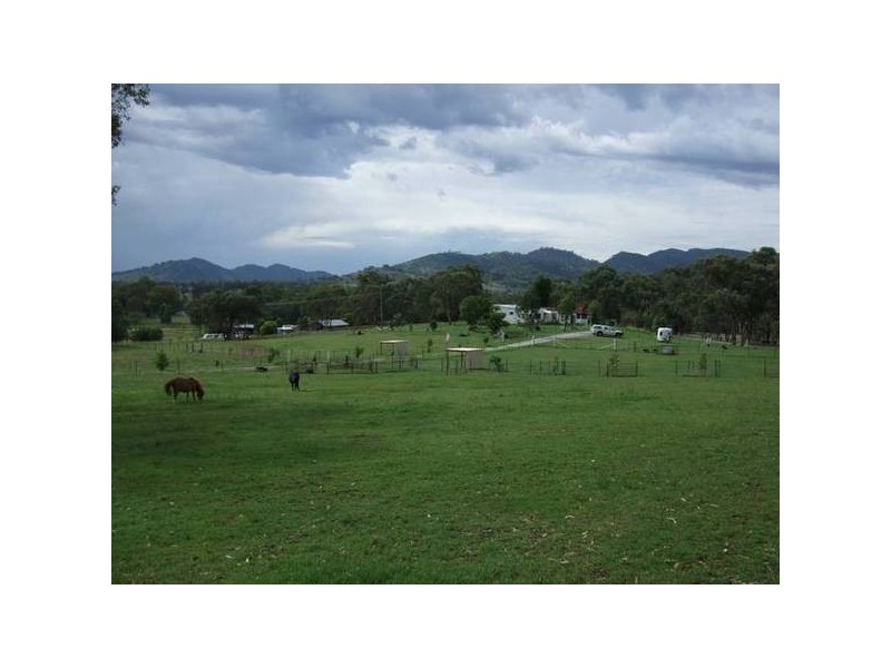 349 Angwins Lane, Currabubula NSW 2342