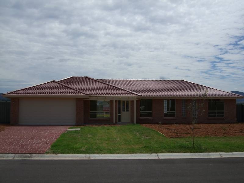 11 Morning View Close, Quirindi NSW 2343