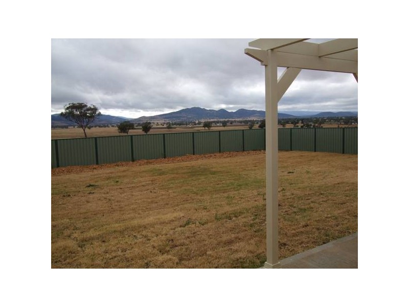 17 Morning View Close, Quirindi NSW 2343