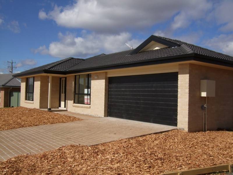 10 Peter Coote Street, Quirindi NSW 2343
