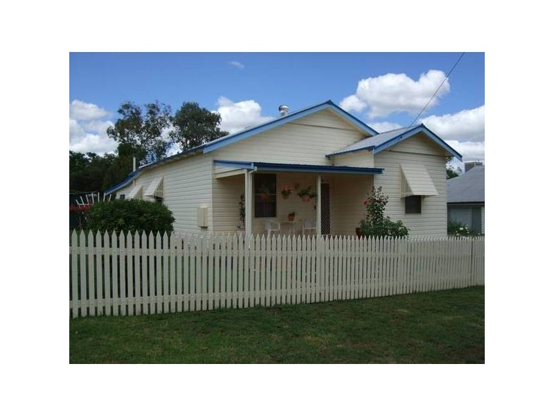 25 North Street, Werris Creek NSW 2341