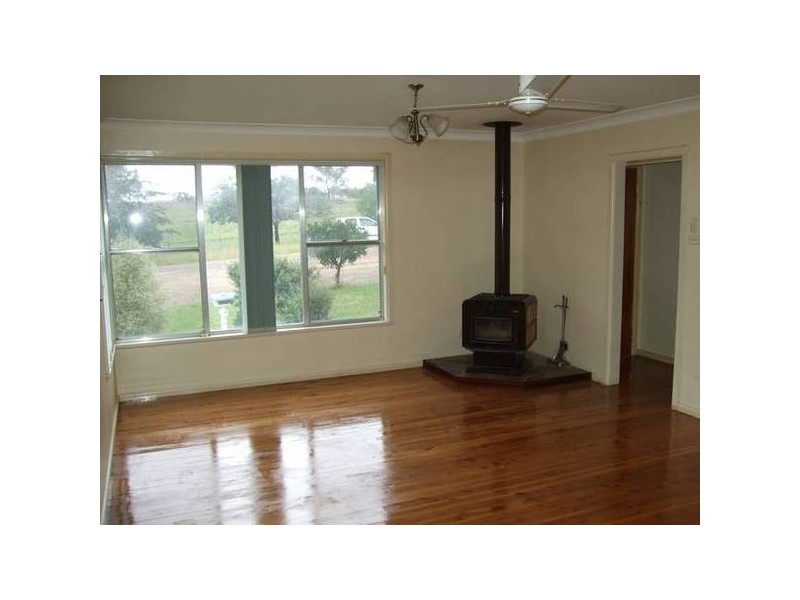 32 South Street, Quirindi NSW 2343