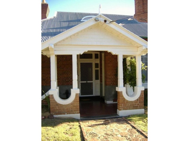 122 Henry Street, Quirindi NSW 2343